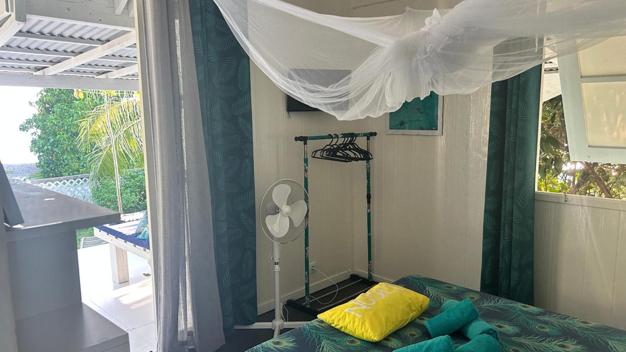 Bed and Breakfast Le Fare Eco Tiputa Exterior foto